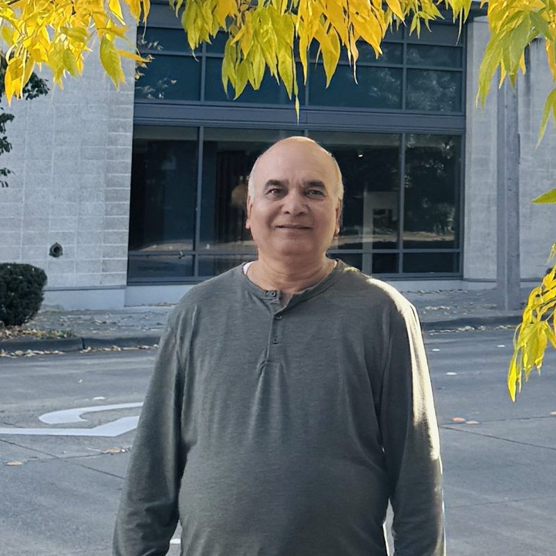 Portrait of Dr. Vipin Kumar Dwivedi